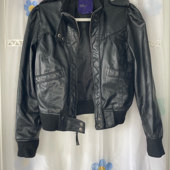 Black Leather Jacket - Picture 1 of 3